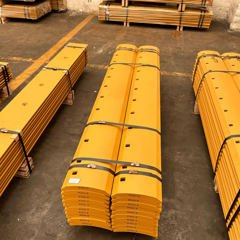  شفرة ممهدة الطرق 4T2231 بما في ذلك المسمار الموجود على حافة القطع للجرافة