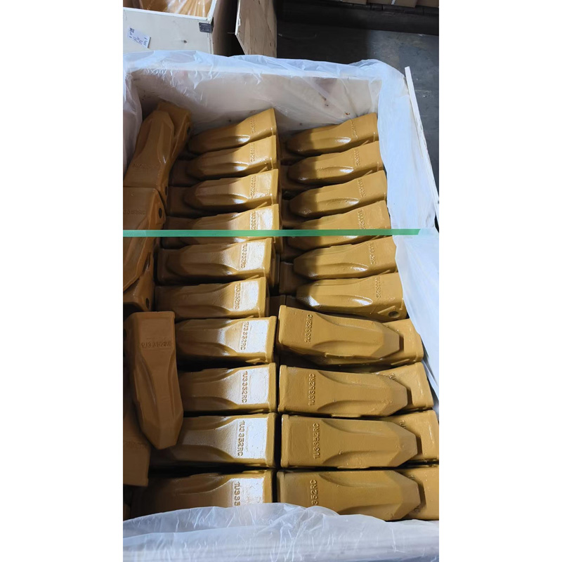 أجزاء الحفارات الثقيلة المصبوبة 1U3352 PC60 PC60TL سبائك الصلب حفارة دلو نقطة الأسنان مزورة دلو الأسنان