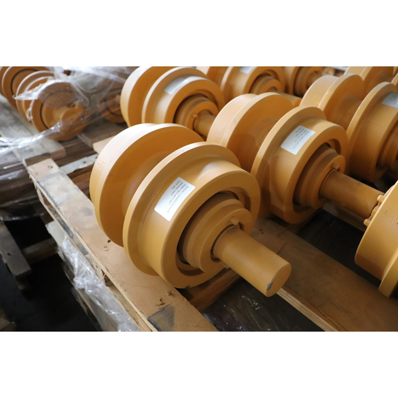 قطع غيار حفارة صغيرة مستعملة جديدة للبلدوزر D6T 6Y1871 Carrier Roller